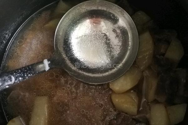 土豆炖牛肉的做法图解7