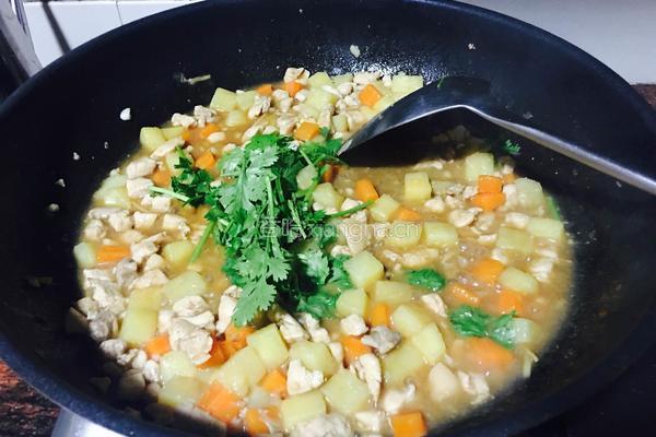 马铃薯鸡肉饭的做法图解7