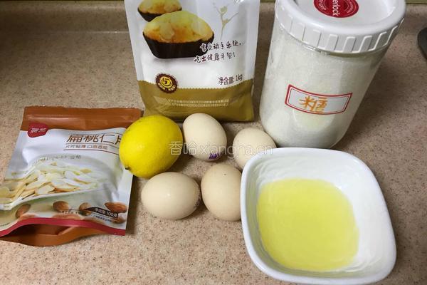 无水纸杯蛋糕的做法图解1