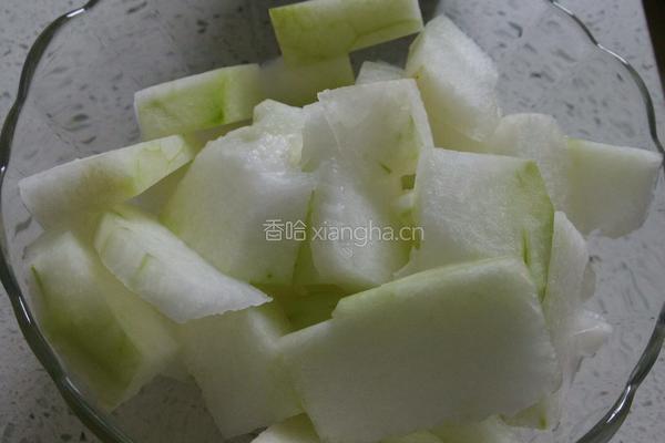 冬瓜汆丸子汤的做法图解1
