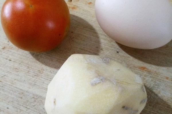 土豆鸡蛋西红柿饼的做法图解1