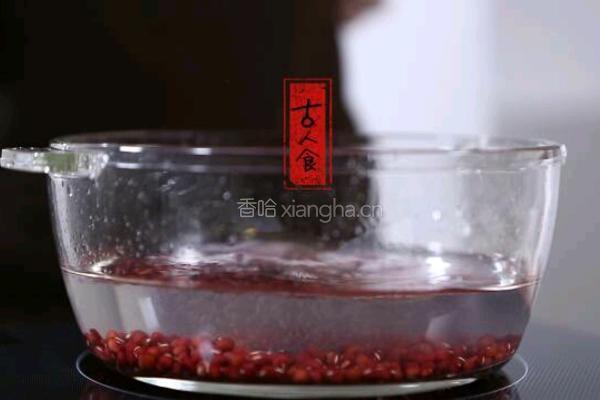 赤豆鲤鱼汤的做法图解1