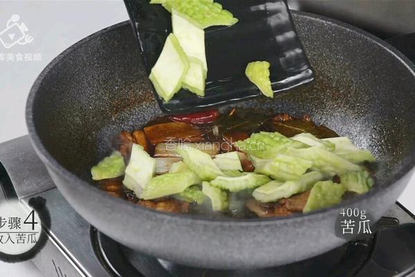 家常苦瓜烧肉 夏季消暑去燥必备的做法图解10