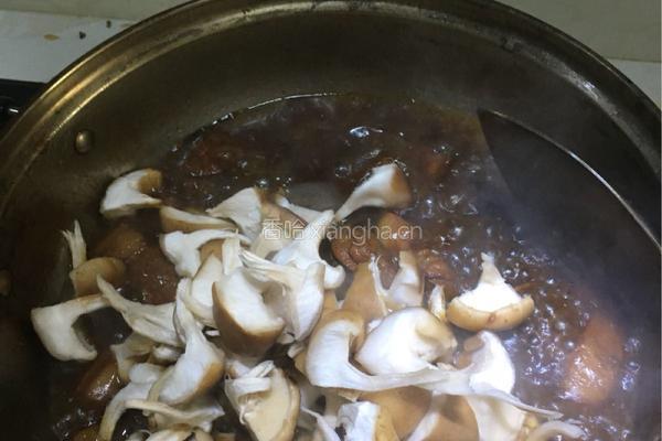 香菇红烧肉的做法图解8