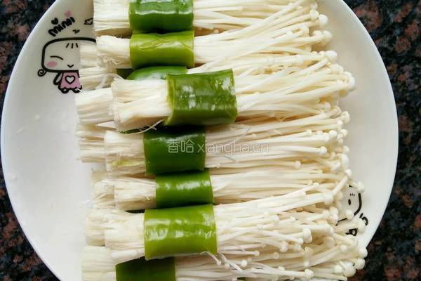 虾球烩金针菇的做法图解6