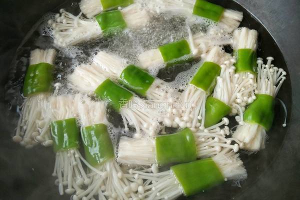 虾球烩金针菇的做法图解10