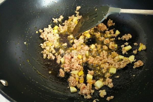 肉末豇豆的做法图解6
