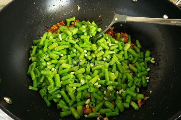 肉末豇豆的做法图解9