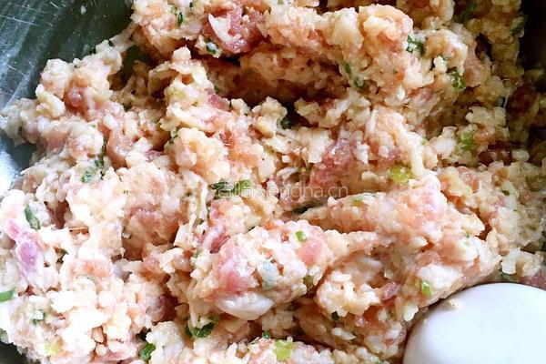 莲藕肉圆子的做法图解3