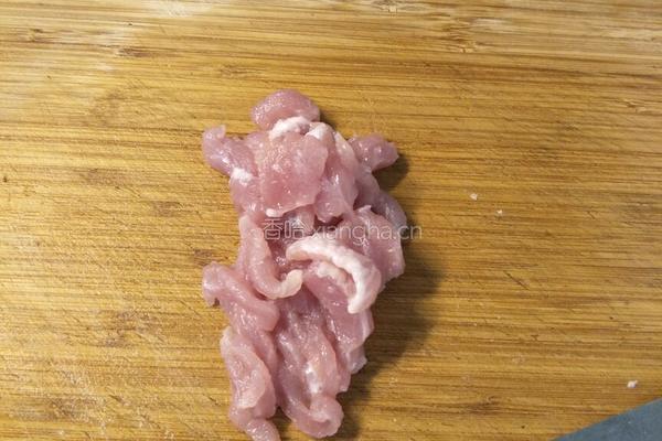 茄子肉丝的做法图解1
