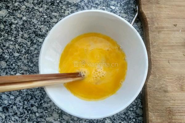 快手香菇蛋炒饭的做法图解3