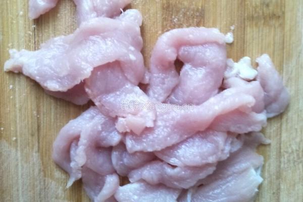 海鲜菇炒肉片的做法图解3
