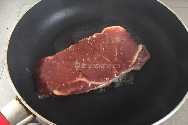 西冷牛排配芦笋袖珍菇的做法图解8