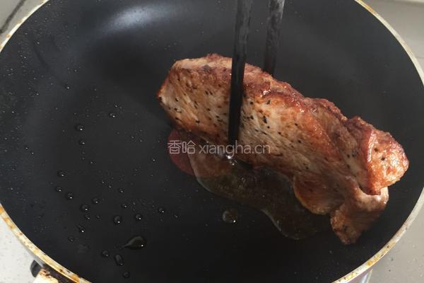 西冷牛排配芦笋袖珍菇的做法图解10