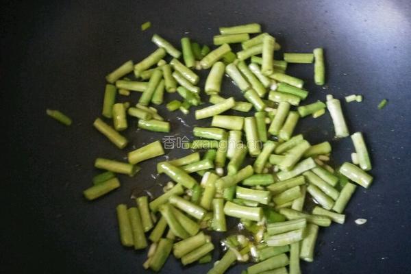 豆角闷饭的做法图解6