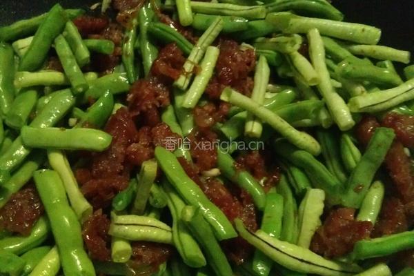 四季豆炒腊肉的做法图解4