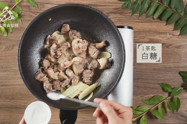 最热大暑时 补脾健胃子姜鸭的做法图解7