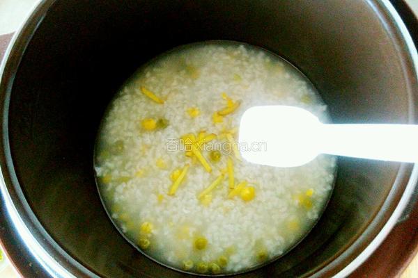 玉米青豆鲜虾粥的做法图解7