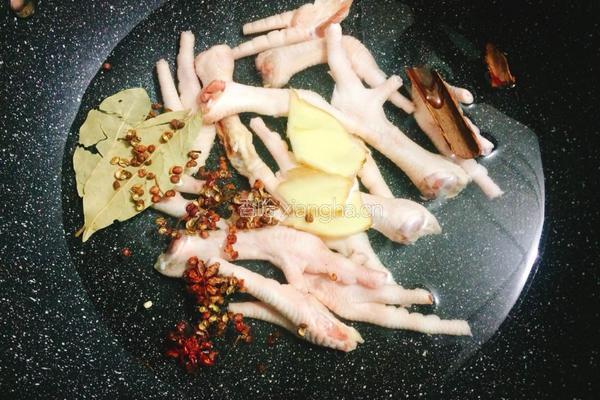 柠檬凉拌鸡爪的做法图解3