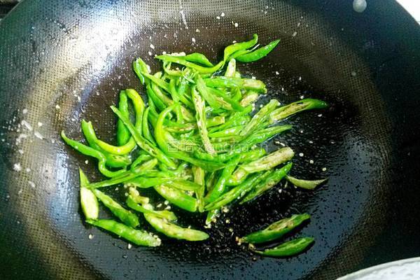 凉拌手撕茄子的做法图解8