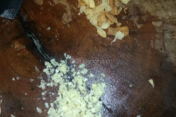 香芋萝卜干焖饭的做法图解2