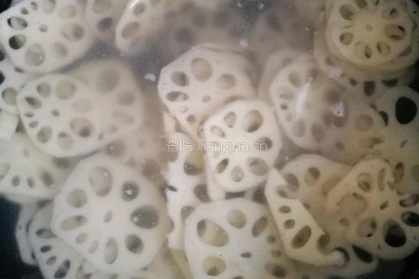 酸甜莲菜的做法图解3