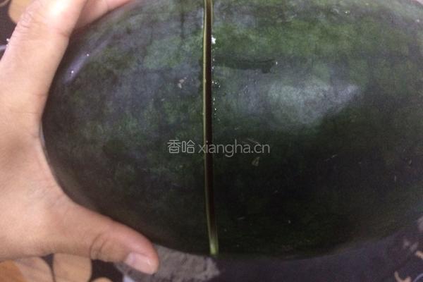 西瓜水果篮的做法图解3