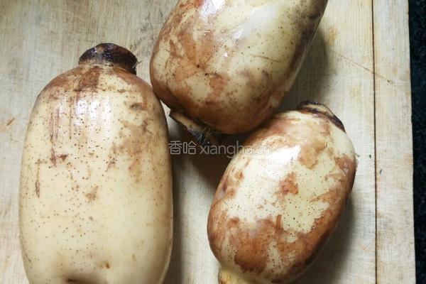 凉拌藕丁的做法图解1