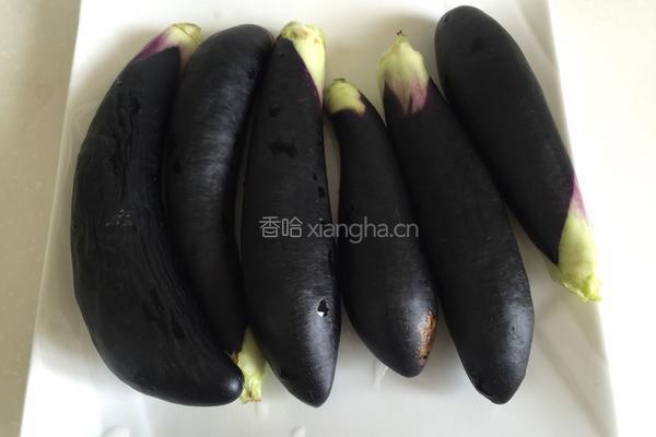 凉拌茄子的做法图解1