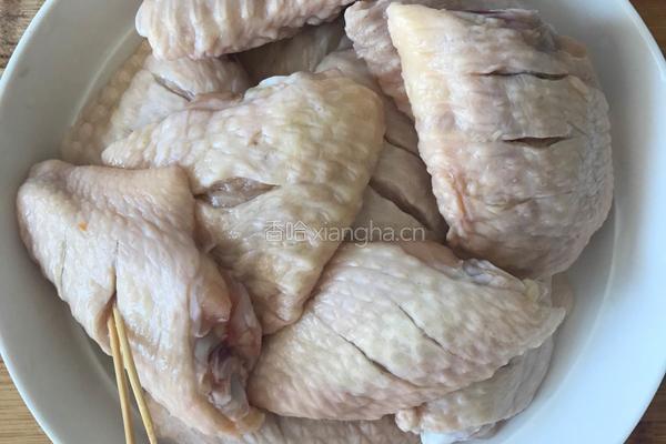 可乐鸡翅中的做法图解2