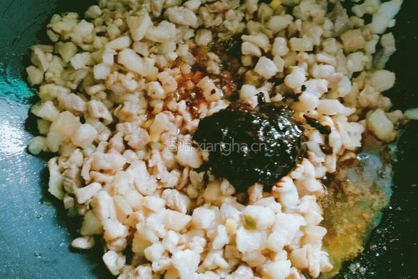 豆角肉馅煎包子的做法图解10