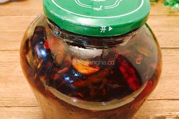鸡纵菌油的做法图解1