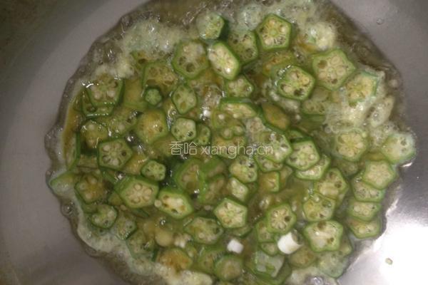 秋葵炒鸡蛋的做法图解6