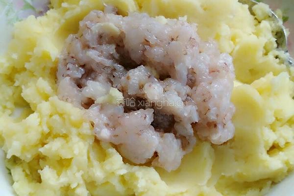 鲜虾土豆丸的做法图解7