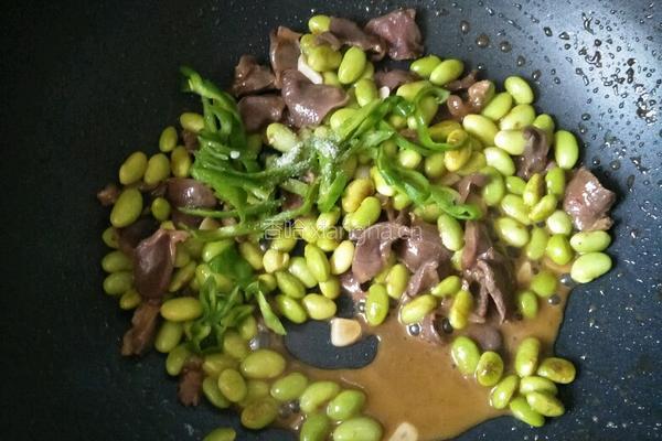 鸭胗炒毛豆的做法图解10