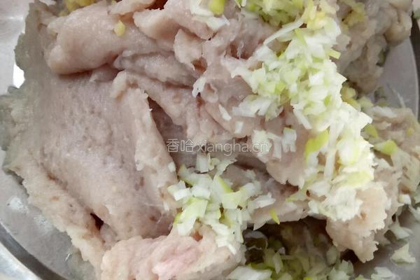 鲅鱼馅的制作的做法图解8