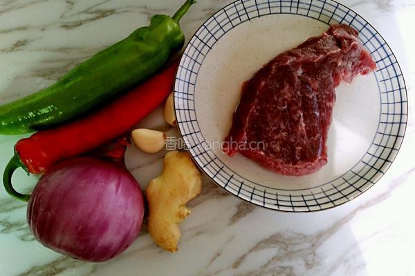 爆炒牛肉的做法图解1
