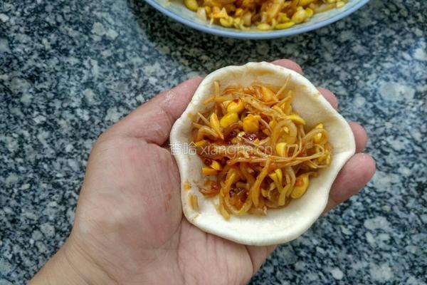 豆芽粉丝包的做法图解7