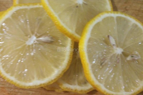 柠檬菊花冰格西瓜饮品的做法图解4