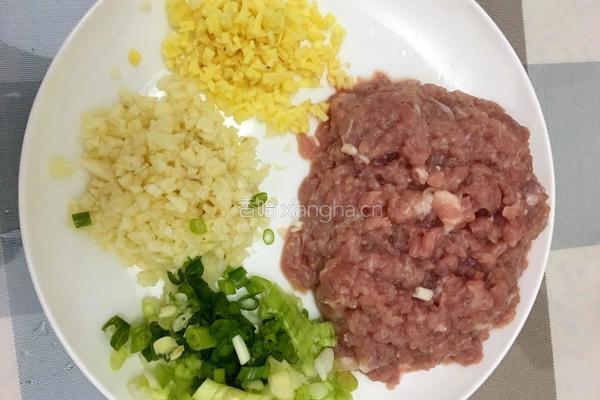 肉沫蒸茄子的做法图解2