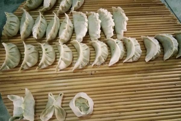 韭菜鸡蛋蒸饺的做法图解7