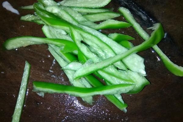 湿炒土豆丝的做法图解1