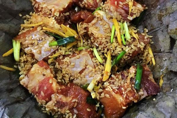 排骨糯米荷叶饭的做法图解5