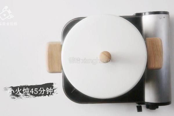 美容养颜气色好 桂花红枣银耳雪梨汤的做法图解10