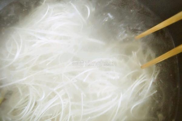 尖椒羊肉茄子打卤面的做法图解7