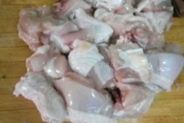 鸡大腿鸡肝炖粉条的做法图解3