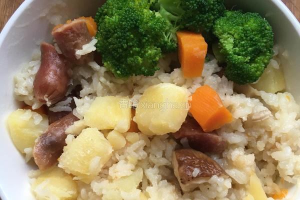 肉枣肠香菇焖饭