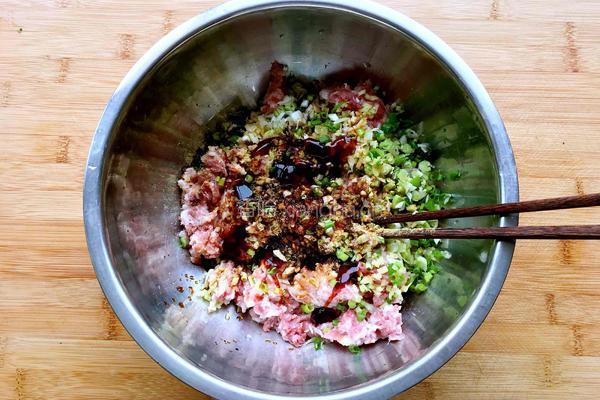 苋菜肉馅饺子的做法图解7