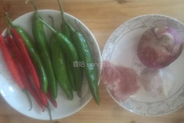双椒肉丝的做法图解1