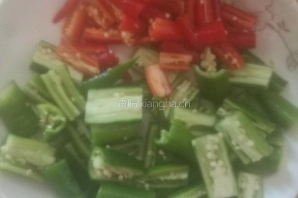 双椒肉丝的做法图解2